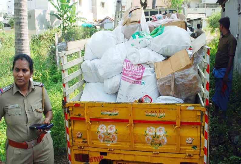 ஈரோட்டில் வீடு, குடோனில் பதுக்கிய 800 கிலோ புகையிலை பொருட்கள் பறிமுதல்; தந்தை -மகன் கைது