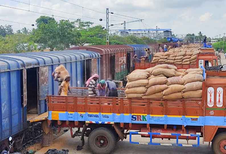 அரவைக்காக 2 ஆயிரம் டன் நெல்