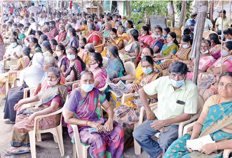 குப்பை கொட்டுவதற்கு எதிர்ப்பு தெரிவித்து நடைபெற்ற காத்திருப்பு போராட்டம்