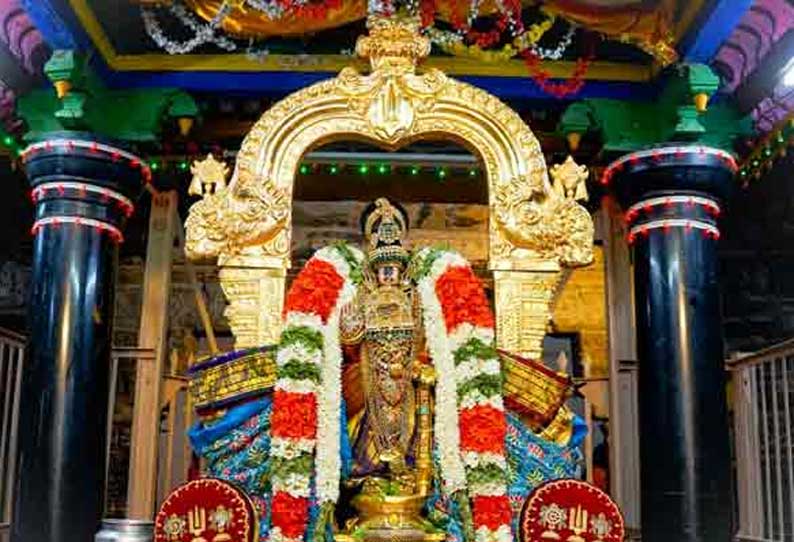 ஸ்ரீரங்கம் ரெங்கநாதர் கோவிலில் இன்று திருக்கைத்தல சேவை