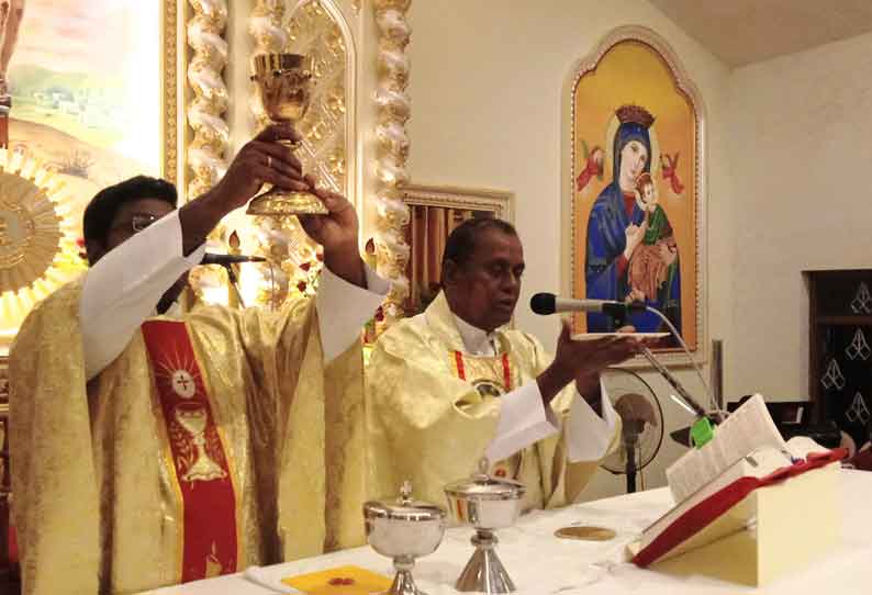 தேவாலயங்களில் சிறப்பு பிரார்த்தனை