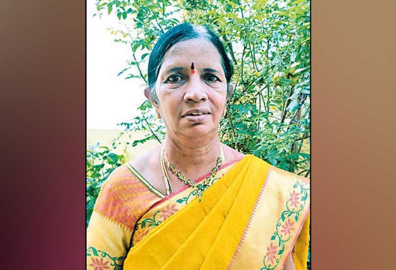 கற்பூரம் ஏற்றி சாமி கும்பிட்டபோது சேலையில் தீப்பிடித்து கல்லூரி பேராசிரியை சாவு