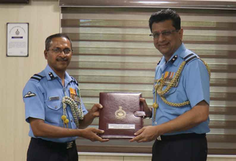 புதிய தலைமை அதிகாரி பதவி ஏற்பு புதிய தலைமை அதிகாரி பதவி ஏற்பு