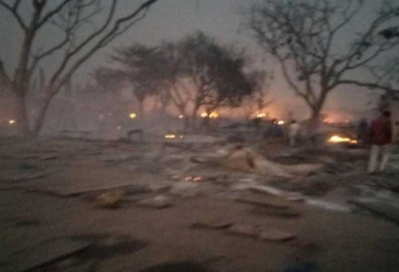 நைஜீரியாவில் மார்கெட்டில் ஏற்பட்ட தீ விபத்தில் 6 பேர் பலி