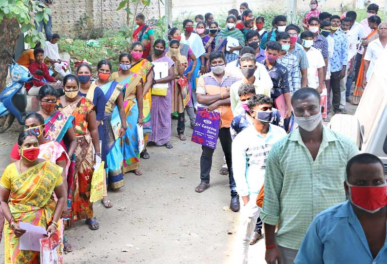 தூய்மை பணியாளர் வேலைக்கு நேர்காணல்; 500-க்கும் மேற்பட்டோர் பங்கேற்பு