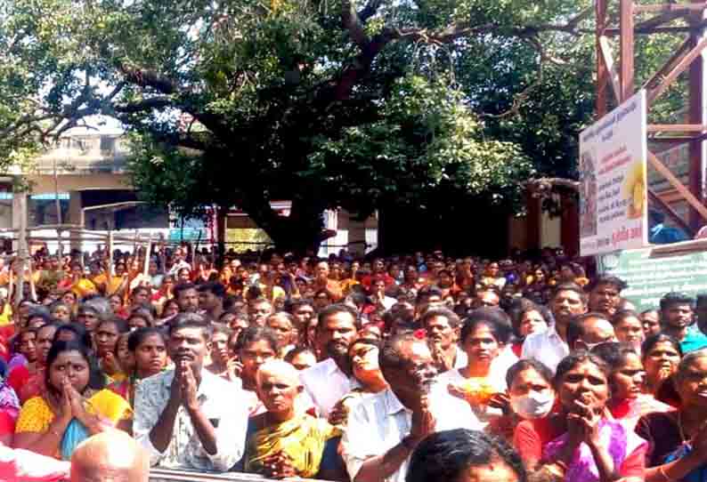 மடப்புரம் பத்திரகாளியம்மன் கோவிலில் குவிந்த பக்தர்கள்