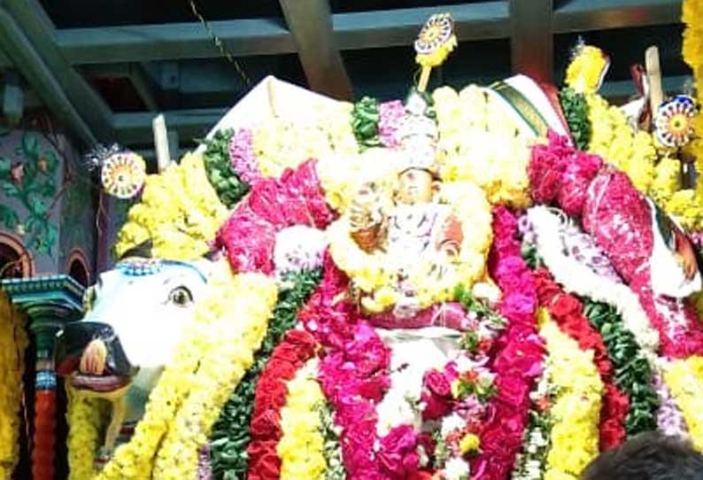 திருமழபாடியில் சுயம்பிரகாச சுவாமி குரு பூஜை