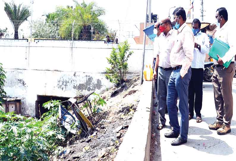 கரூர் அமராவதி ஆற்றில் தேசிய பசுமை தீர்ப்பாய குழுவினர் ஆய்வு