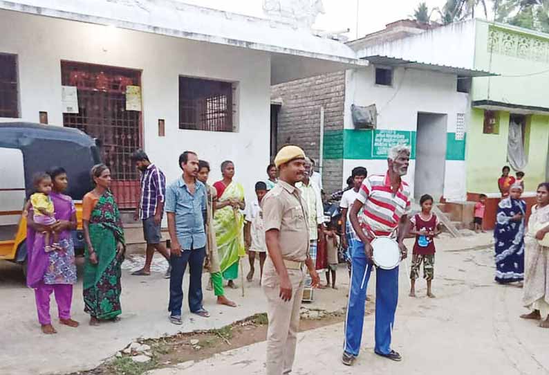 குடியாத்தம் அருகே, காப்பு காடுகளில் சிறுத்தைகள் நடமாட்டம் ஆட்டை கொன்றதால் கிராம மக்கள் அச்சம் - வனத்துறையினர் தண்டோரா போட்டு எச்சரிக்கை