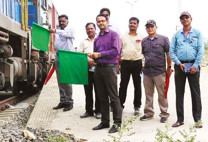 ராணிப்பேட்டையில் இருந்து 25 ஆண்டுகளுக்கு பிறகு மீண்டும் சரக்கு ரெயில் போக்குவரத்து தொடங்கியது