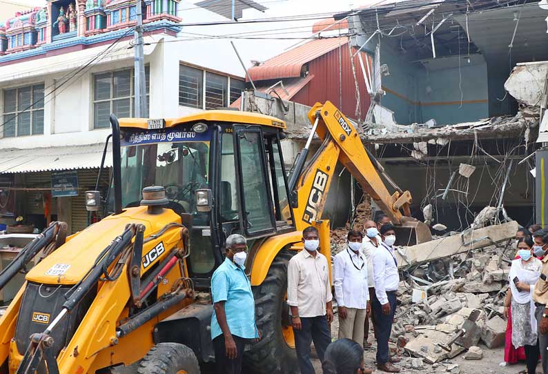 கோவிலுக்கு சொந்தமான ரூ 1 கோடி நிலம் மீட்பு