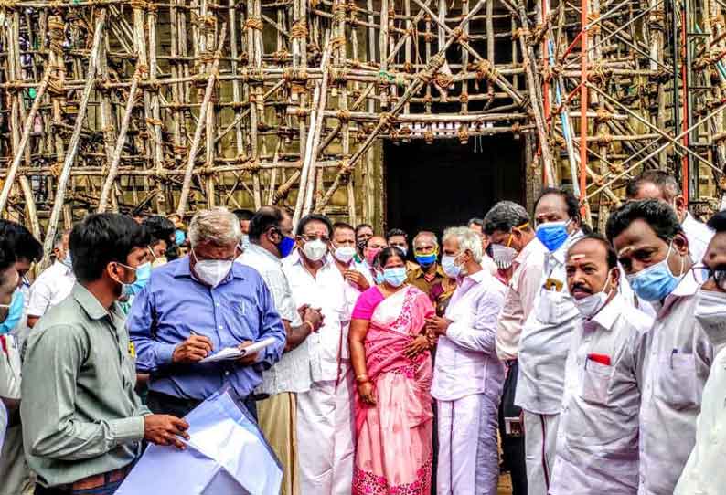 சமயபுரம் மாரியம்மன் கோவிலுக்கு விரைவில் கும்பாபிஷேகம்: தற்காலிக பணியாளர்கள் ஒரு மாதத்தில் நிரந்தரம் செய்யப்படுவார்கள் அமைச்சர் சேகர்பாபு பேட்டி