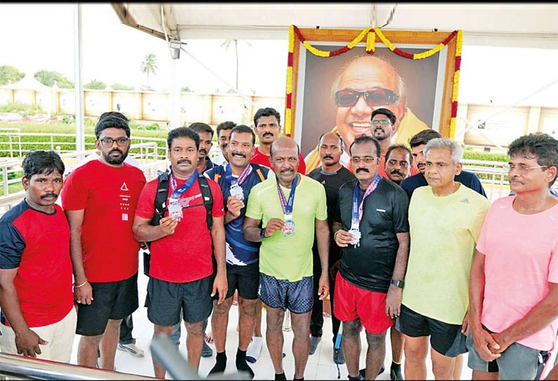 21 கி.மீ. தூர மாரத்தான் போட்டியில் பங்கேற்ற அமைச்சர் மா.சுப்பிரமணியன் 2 மணி நேரம் 8 நிமிடத்தில் கடந்தார்