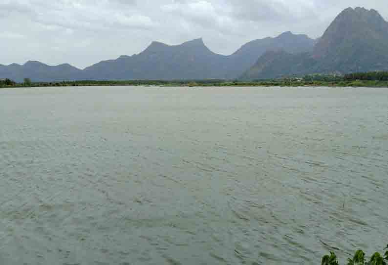 பெரியகுளம் கண்மாய் நிரம்பியது