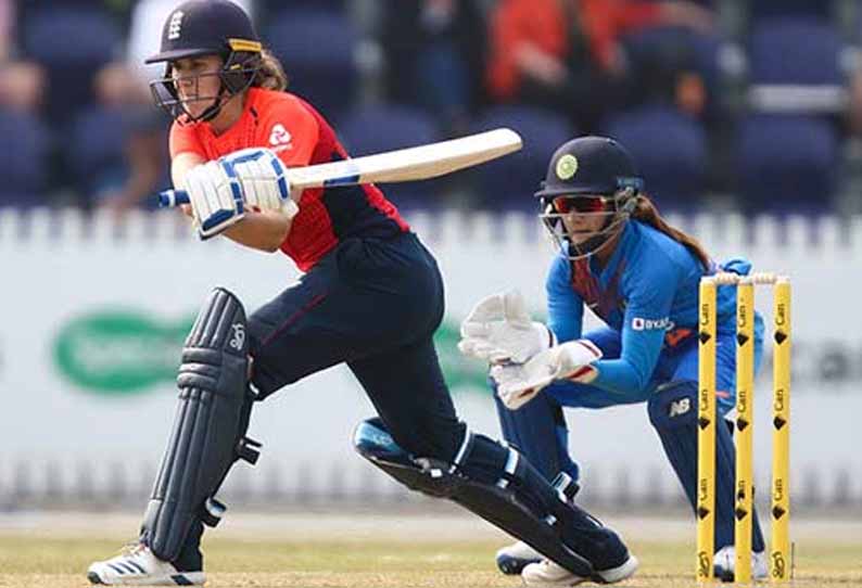 பெண்கள் 20 ஓவர் கிரிக்கெட்: இந்திய அணிக்கு எதிரான தொடரை வென்றது இங்கிலாந்து