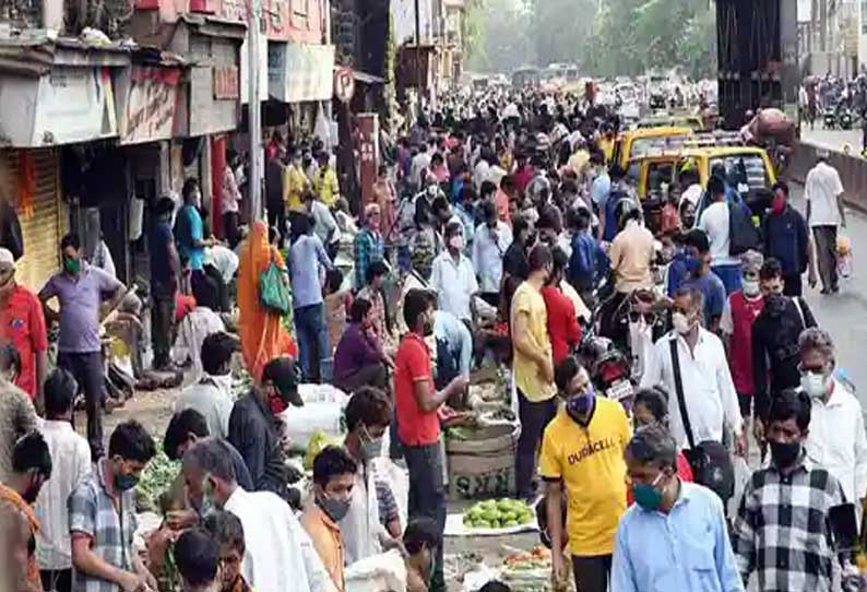 கட்டுப்பாடுகளில் புதிய தளர்வுகள்; வணிக வளாகங்களை தவிர்த்து மும்பையில் எல்லா கடைகளையும் திறக்க அனுமதி