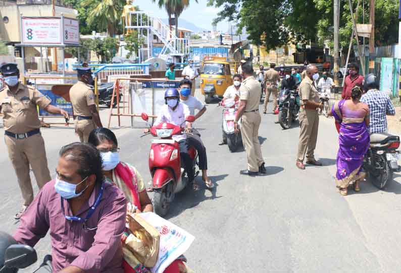 முழு ஊரடங்கு உத்தரவு நீட்டிப்பு: சேலத்தில் போலீசார் தீவிர வாகன சோதனை