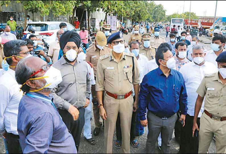 பெருநகர சென்னை தடுப்பூசி முகாம்களில் மாநகராட்சி கமிஷனர் ஆய்வு