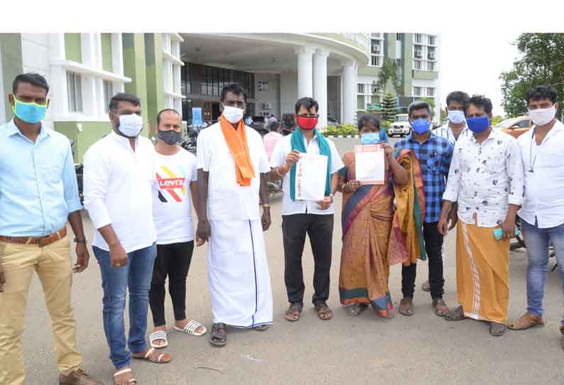 இந்து மக்கள் கட்சியினர் கோரிக்கை டாஸ்மாக் கடைகளை திறக்கக் கூடாது