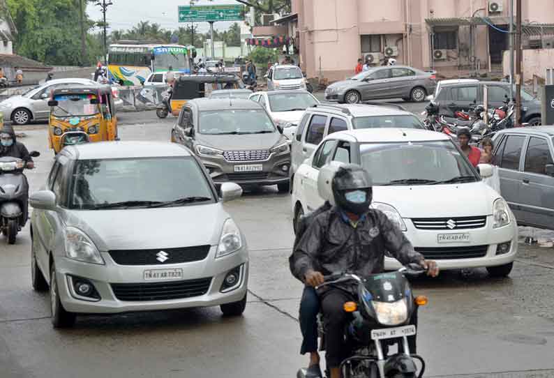 இ பதிவு பெற்று வாடகை கார் ஆட்டோக்கள் ஓடின