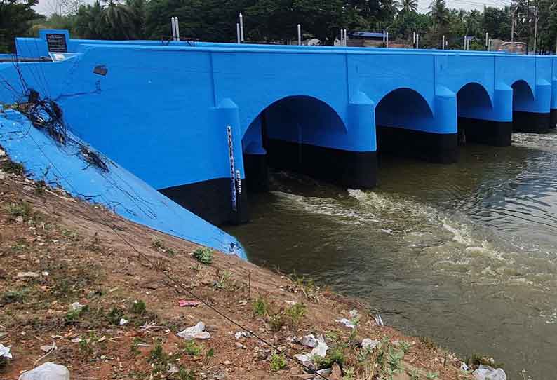 பெட்ரோல்- டீசல் விலை உயர்வை கண்டித்து ஆர்ப்பாட்டம்