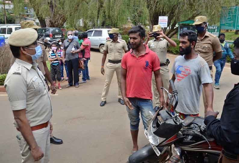 தாவரவியல் பூங்காவில் போலீஸ் சூப்பிரண்டு ஆய்வு