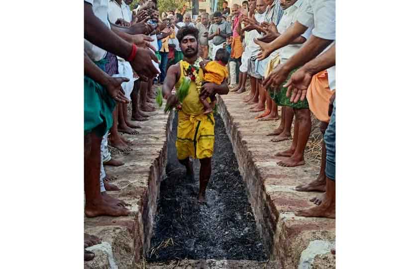 ஜேடர்பாளையம் அருகே பகவதியம்மன் கோவிலில் தீமிதி விழா