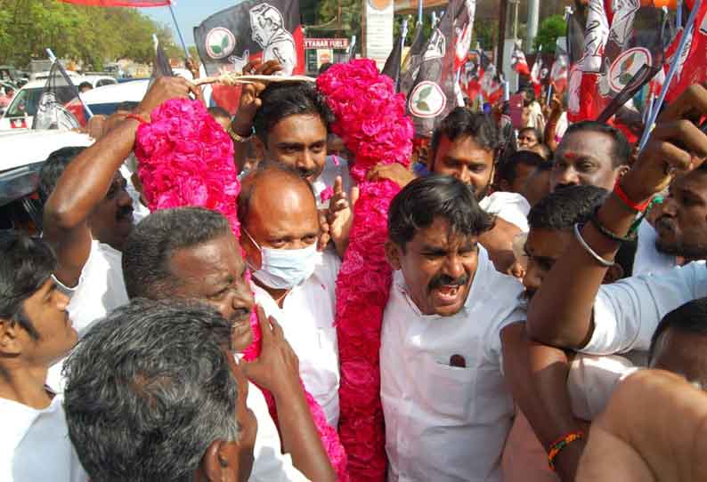 நாங்குநேரி, பாளையங்கோட்டை தொகுதி  அ.தி.மு.க. வேட்பாளர்களுக்கு உற்சாக வரவேற்பு