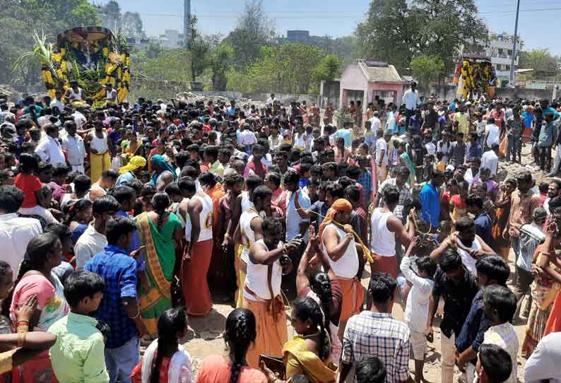 தர்மபுரி மாவட்டத்தில் அங்காளம்மன் கோவில்களில் மயான கொள்ளை  பக்தர்கள் அலகுகுத்தி நேர்த்திக்கடன்