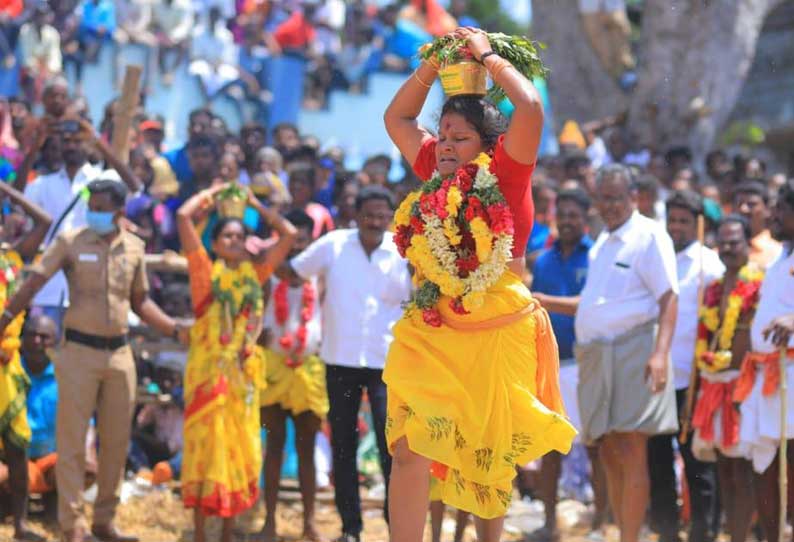 கொன்னையூர் முத்துமாரியம்மன் கோவில் திருவிழா