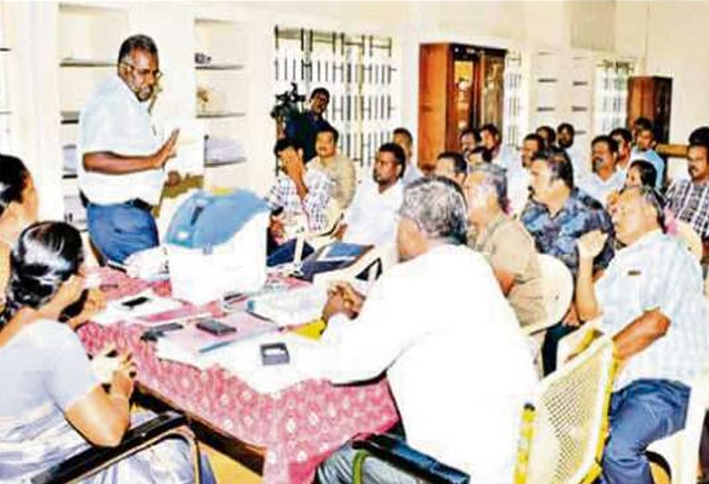 செங்கல்பட்டு கலெக்டர் அலுவலகத்தில் தேர்தல் அலுவலர்களுக்கு பயிற்சி