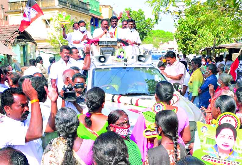 தேர்தல் அறிக்கையில் அறிவித்த ‘மக்கள் நலத்திட்டங்களை நிறைவேற்ற அ.தி.மு.க.வுக்கு வாக்களியுங்கள்’ - அமைச்சர் திண்டுக்கல் சீனிவாசன் வேண்டுகோள்