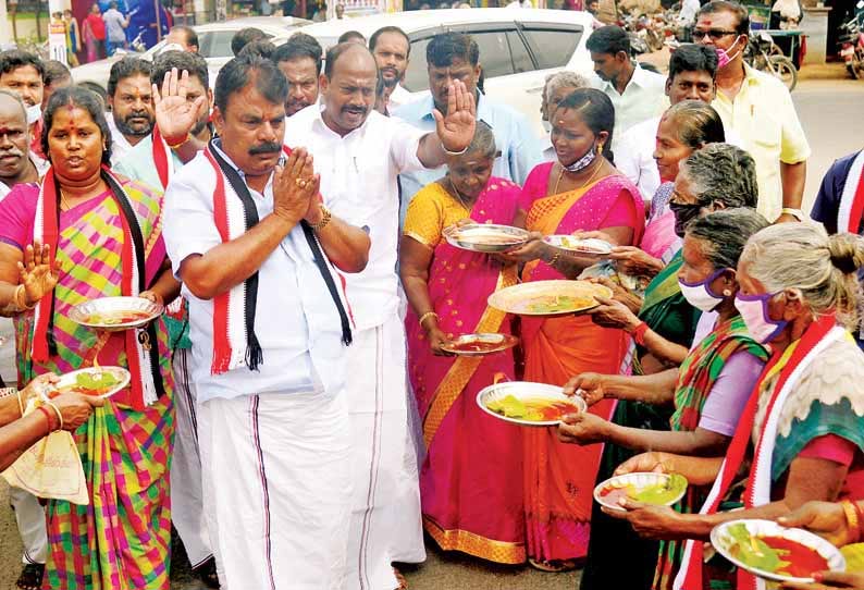 அனைத்து குடும்பங்களுக்கும் இலவச கேபிள் இணைப்பு கிடைக்க அ.தி.மு.க.வுக்கு வாக்களியுங்கள்; தஞ்சை தொகுதி வேட்பாளர் அறிவுடைநம்பி பிரசாரம்