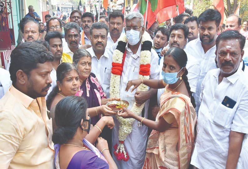 மக்களுக்கான நல்லாட்சி தொடர்ந்திட அ.தி.மு.க.விற்கு ஆதரவு தாருங்கள்; அமைச்சர் வெல்லமண்டி நடராஜன் பேச்சு