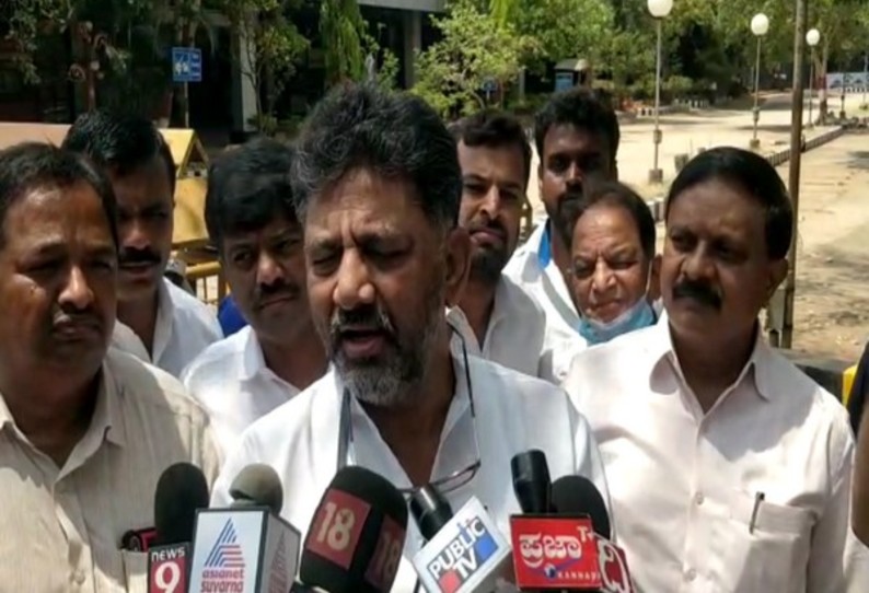 ஆபாச சி.டி. விவகாரம்:  இளம்பெண்ணை சந்திக்கவில்லை; ஜார்கிகோளி குற்றச்சாட்டுக்கு டி.கே. சிவக்குமார் மறுப்பு