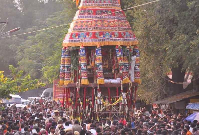 பெரியகுளம் தென்கரையில் பங்குனி உத்திர திருவிழா தேரோட்டம்