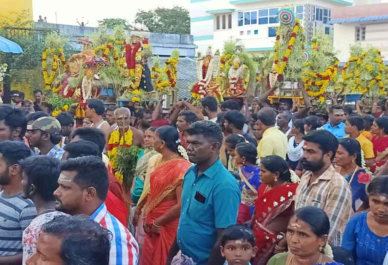 முளைப்பாரி ஊர்வலம்