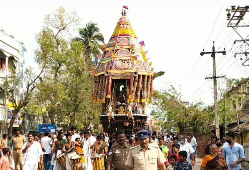 பங்குனி உத்திர விழாவை முன்னிட்டு தேரோட்டம்