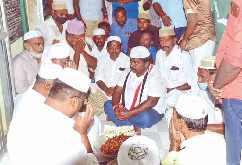 சிறுபான்மையினர் நலம் காக்க பாடுபடுவேன் - அ.ம.மு.க. வேட்பாளர் எம்.எஸ்.ஆர் ராஜவர்மன் எம்.எல்.ஏ. பேச்சு