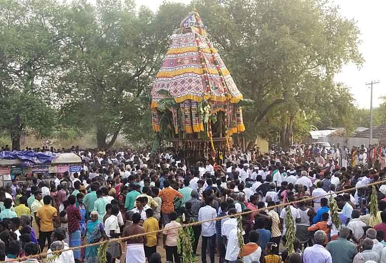 காளியம்மன் கோவில் தேரோட்டம்