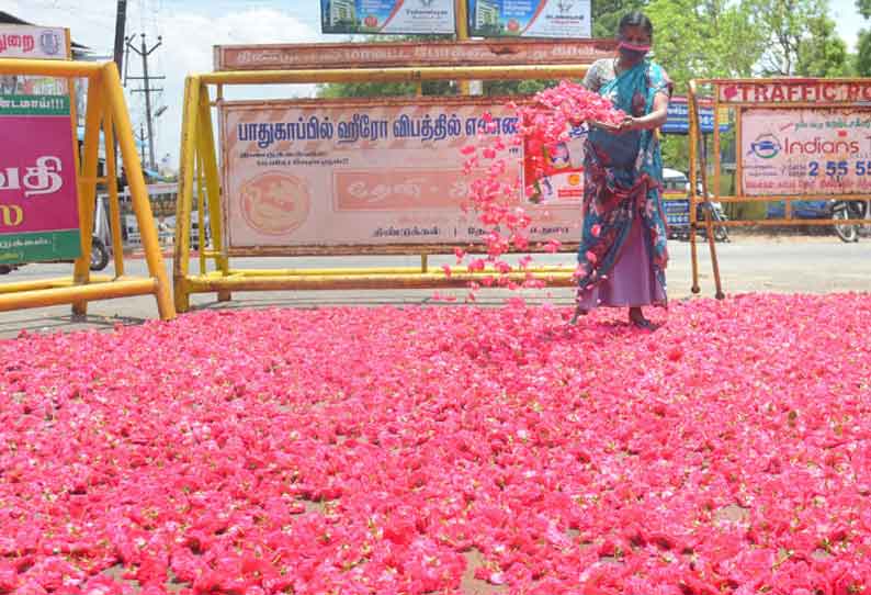 பூக்கள் விற்பனை சரிவால் விலை வீழ்ச்சி