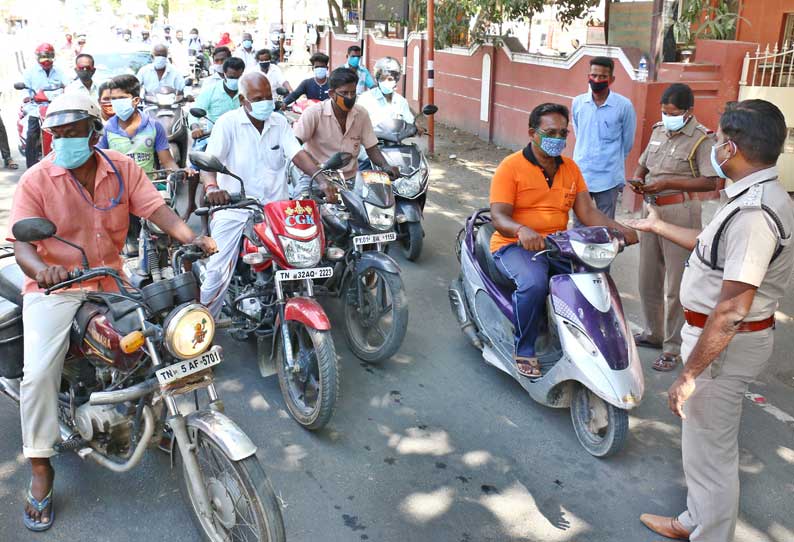 70 இடங்களில் தடுப்பு அமைத்து போலீசார் தீவிர சோதனை