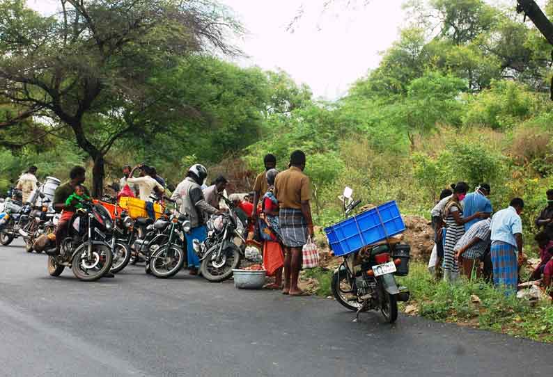 உடுமலை அருகே ஊரடங்கு விதிமுறைகளை மீறி மீன் விற்பனை