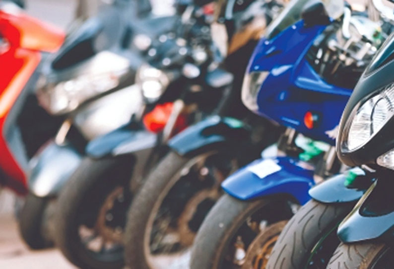 காஞ்சீபுரம் சரகத்தில் ஊரடங்கு விதிமுறைகள் மீறல்; 2,014 வாகனங்கள் பறிமுதல் காஞ்சீபுரம் சரகத்தில் ஊரடங்கு விதிமுறைகள் மீறல்; 2,014 வாகனங்கள் பறிமுதல்