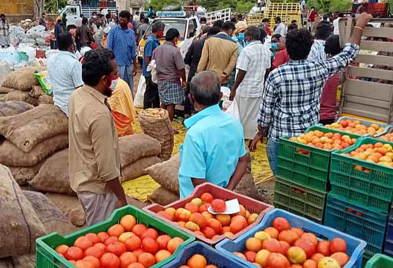 கமிஷன் மண்டிகளில்  காய்கறிகள் ஏலம்