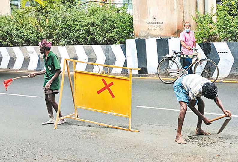 பஸ் மோதி கம்ப்யூட்டர் என்ஜீனியர் பலி எதிரொலி: விபத்துக்கு காரணமான பள்ளம் சீரமைப்பு