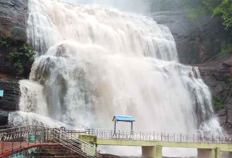 ராமநதி அணை நிரம்பியது குற்றாலம் அருவிகளில் தண்ணீர் ஆர்ப்பரித்து கொட்டுகிறது