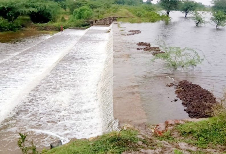 பெரம்பலூர் மாவட்டத்தில் மேலும் 10 ஏரிகள் நிரம்பின