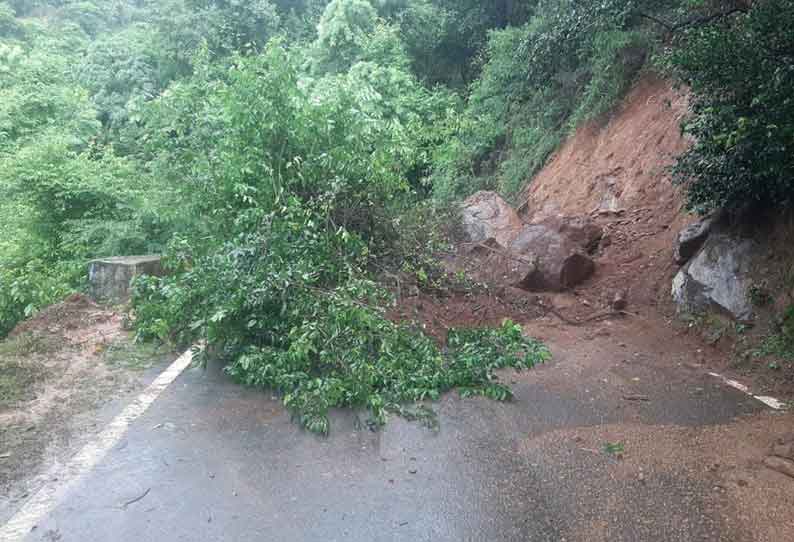 போளூர் ஜமுனாமரத்தூர் சாலையில் மண்சரிவு