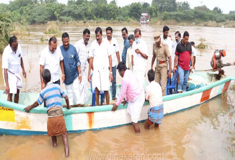 ஆரணி ஆற்றில் படகு போக்குவரத்தை தொடங்கி வைத்த எம்.எல்.ஏ